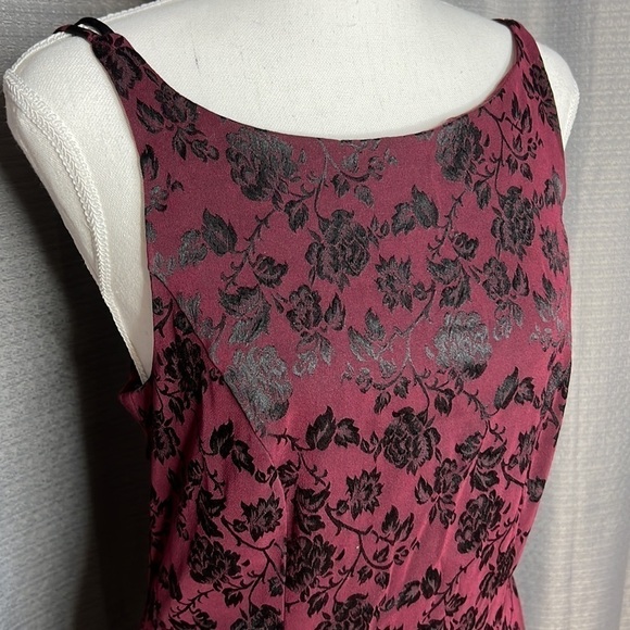 A-LIST BY WRAPPER SIZE 9 PURPLE & BLACK DRESS - Picture 4 of 9